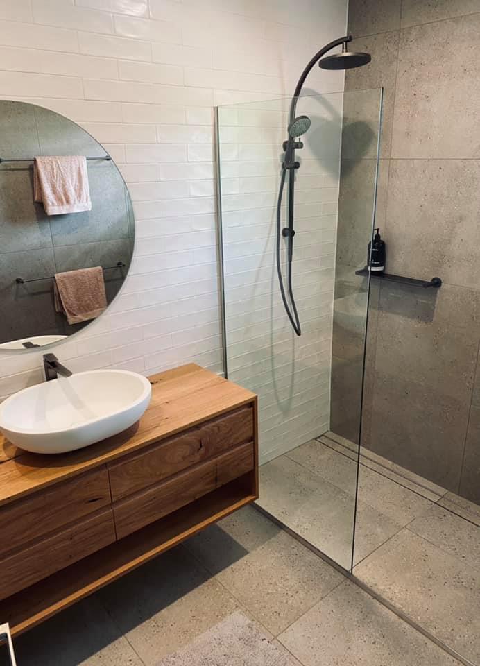 Bathroom renovations Plumbing Maintenance Services AUS - Darwin and North Brisbane